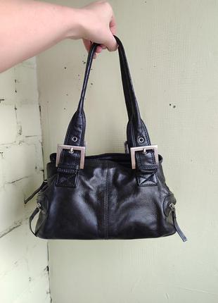 Шкіряна чорна жіноча сумка clarcs1 фото