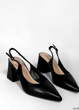 Туфли слингбеки черные на низком устойчивом каблуке широком открытой пяткой узким носом