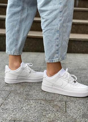 Кроссовки кожаные nike air force2 фото