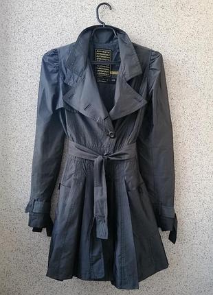 Плащ женской женщине river island серого цвета размер s 8