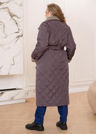Куртка пальто женская длинная стеганая ниже колен на пуговицах с поясом весна-осень большие размеры 46-684 фото
