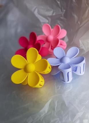 Крабики метелики квіточки аксесуари для волосся