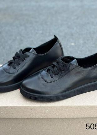 Кеди натуральна шкіра шкіряні кожані жіночі демісезонні на шнурівці кросівки кросовки кроси пласка підошва