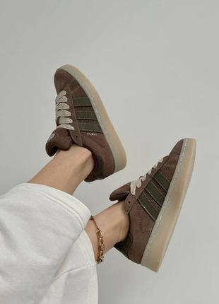 Adidas campus жіночі повсякденні трендові кросівки коричневі хакі демі весна осінь замша демисезонные стильные кроссовки коричневые хаки