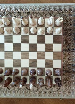 Шахи дерев'яні різьблені(набір 3 в 1 шахи, шашки, нарди)4 фото