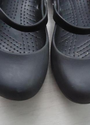 Фірмові туфлі, босоніжки crocs w53 фото