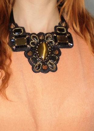 Эксклюзивное кожаное  колье с бисера и нат.камня ручная работа/кольє з бісеру ручна робота