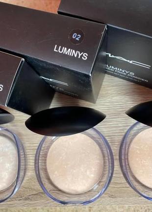 Пудра mac для лица запеченная lumunys silk baked face (тон № 4)3 фото