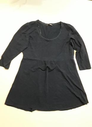 Фирменное трикотажное платье