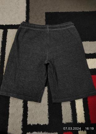 Темно-сірі фірмові шорти для хлопчика 12-13 років2 фото