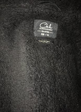 Гарне пальто на флісі брендове3 фото