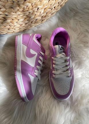 Nike sb dunk low purple/white яскраві кросівки демі фіолетові з білим весна осінь яркие фиолетовые кроссовки демисезон скидка знижка5 фото