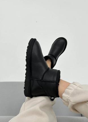 Демисезон ugg mini black premiun leather4 фото