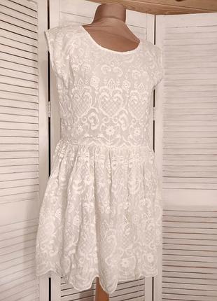 Плаття молочного кольору
