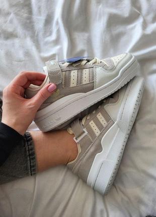 Кросівки жіночі adidas forum beige (рр 36-40)