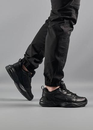 Кросівки чоловічі nike air max monarch iv black чорні повсякденні шкіряні кросівки найк айр макс монарх9 фото