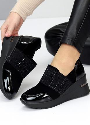 Снікерси жіночі у бежевому та чорному кольорі ❤️❤️❤️