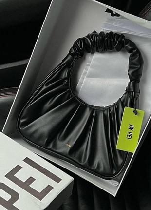 Чорна/молочна жіноча сумка jw pei