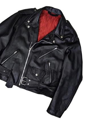 Вінтажна італійська чоловіча шкіряна куртка-косуха 1973 року.