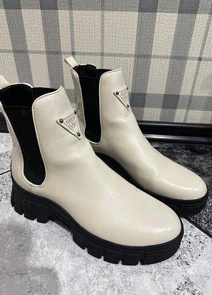 Сапоги guess us 9