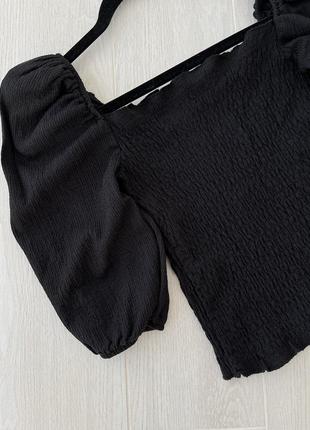 Чорна блуза-жатка з рукавами-воланами від hm3 фото