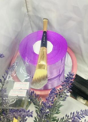 Двостороння кисть для макіяжу mac 26s