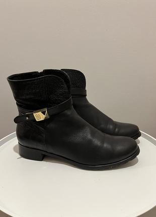 Кожаные полусапоги badura