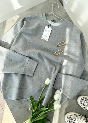 Сірий світшот оверсайз фасону zara, на баєчці , щільний , тримає форму, крута якість