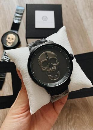 Большие мужские металлические наручные часы с черепом кварцевые черные в коробке1 фото