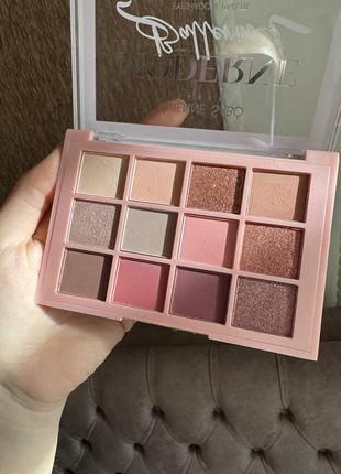 Палітра тіней vivienne sabo moderne ballerine eyeshadow palette