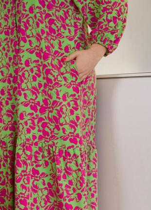 Платье - макси женское, длинное,  на пуговицах, с текстильным поясом, батал, в цветы, салатовое3 фото