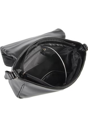 Черная - качественная стеганная кросс-боди сумочка на молнии под клапаном (луцк, 741)3 фото