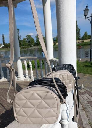 Черная - стильная качественная стеганная кросс-боди сумочка на молнии (луцк, 742)10 фото