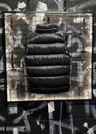 Moncler жилетка2 фото