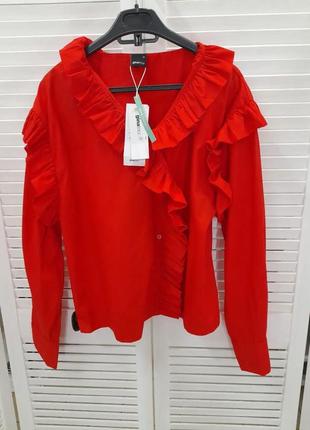 Красная нарядная рубашка блуза блузка с рюшами zara4 фото