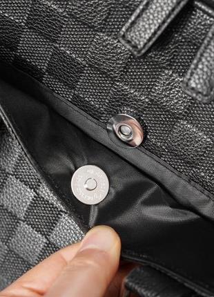 Стильна чоловіча ділова сумка для документів стиль луї вітон клітинка чорна, портфель для бумаг9 фото