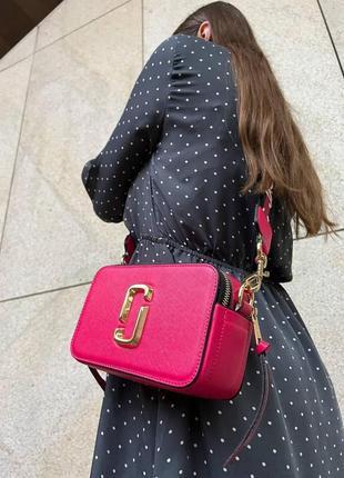 Жіноча сумка marc jacobs logo mj марк джейкобс маленька сумка на плече легка сумка з екошкіри2 фото