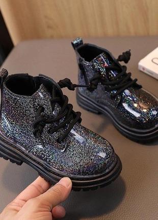 Стильні лаковані черевики весняні для дівчинки