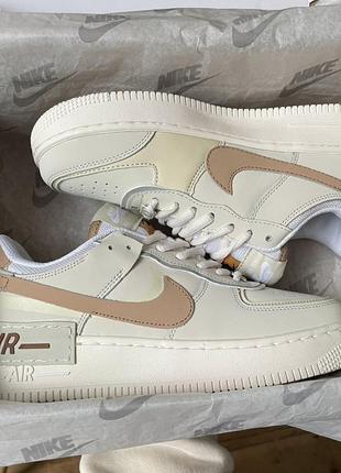 Жіночі кросівки nike air force 1 shadow beige найк форс бежевого кольору