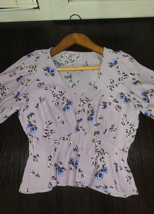 Блуза красива в квітку нова2 фото