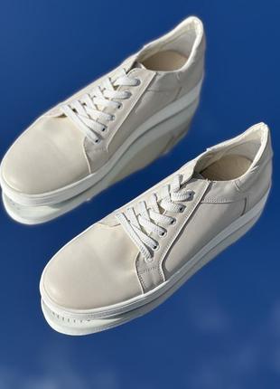 Женские кеды бежевые молочные натуральная кожа замша в наличии 43р 44р под заказ 36-44р все цвета