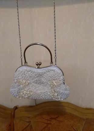 Сумочка женская - из бисера и жемчуга. 200гр.