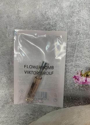Оригінал viktor & rolf flowerbomb парфумована вода2 фото