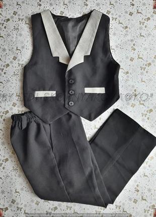 Новый классический костюм двойка (жилетка и брюки) в чёрном цвете на мальчика 4-5 лет