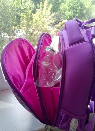 Каркасний рюкзак з ортопедичною спинкою для дівчинки3 фото