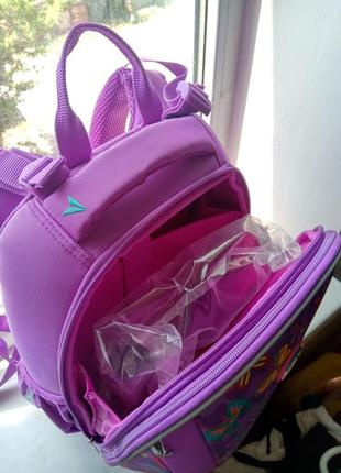 Каркасний рюкзак з ортопедичною спинкою для дівчинки7 фото