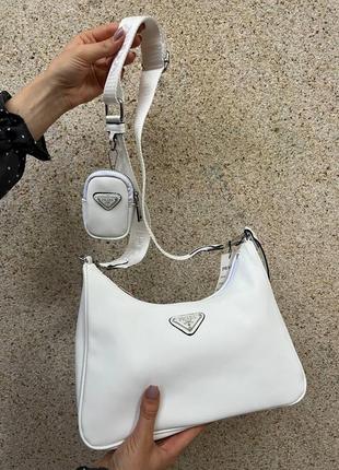 Женская сумка prada big re-edition white прада маленькая сумка на плечо красивая, легкая сумка из эко-кожи7 фото