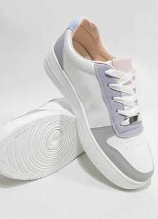 Розміри! 37,38 жіночі кросівки весняні єкошкіра білі з сірим, синім, рожевим5 фото
