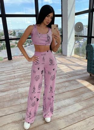 Костюм тройка