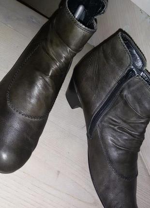 Rieker (німеччина)-шкіряні демісезонні черевики 41 розмір (27.5 см)